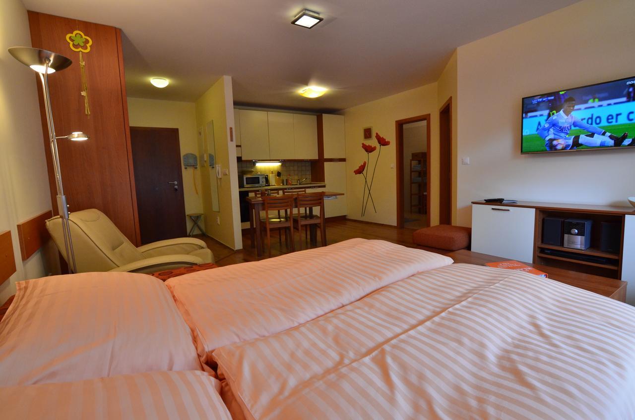 Apartman Klaudia Tale Ngoại thất bức ảnh