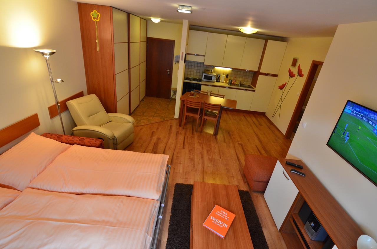 Apartman Klaudia Tale Ngoại thất bức ảnh