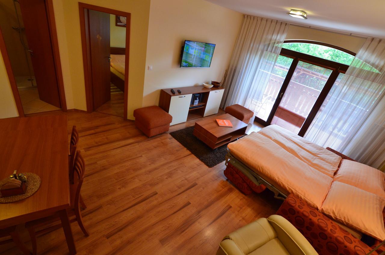 Apartman Klaudia Tale Ngoại thất bức ảnh